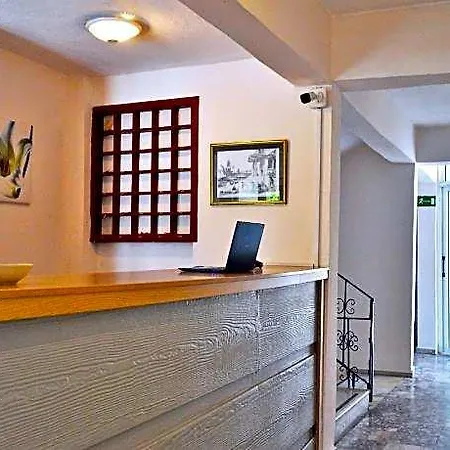 Native Otel 2*